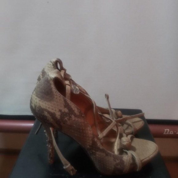 L.A.M.B Strappy Animal Print Leather Heels - Picture 4 of 4